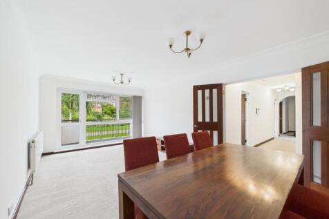 CAM03750G0-PR0075-STILL007