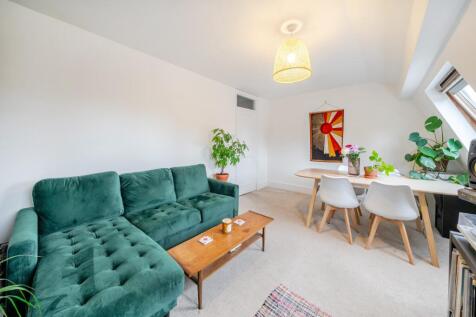 1370405-9-68f640d1ceb58