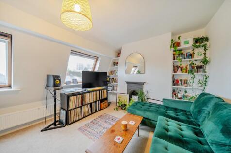 1370405-14-68f64101e5b4a