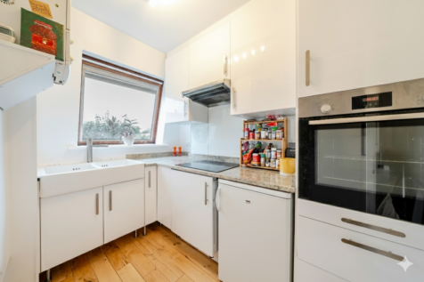 Gemini_Generated_Image_k5uyo1k5uyo1k5uy