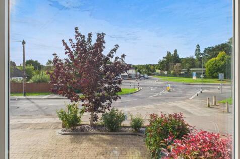 CAM03750G0-PR0074-STILL005