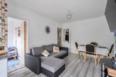 1375991-9-690b548762fd7