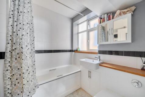 1375991-14-690b54c85a315