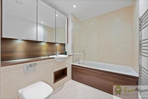 EWEMove - 6 Metropolitan Court - Bathroom3 (1)