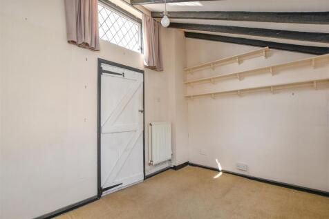 Bedroom 2.1.jpg