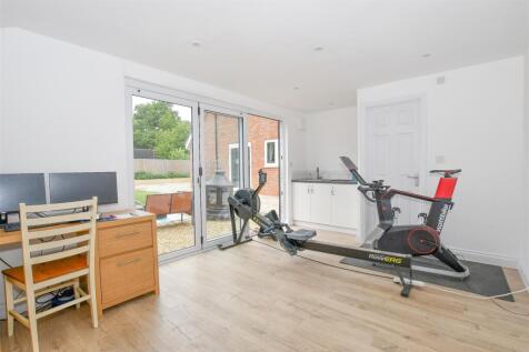 Garden Room .jpg