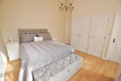 bedroom one.jpg