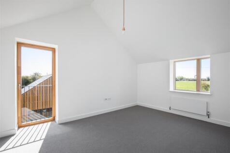 12. 2 Loxley Stables (interior) (17).jpg