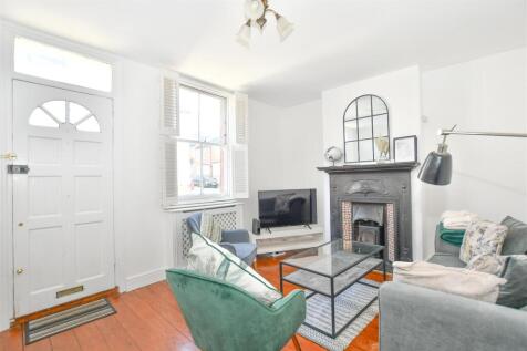 Living Room.jpg