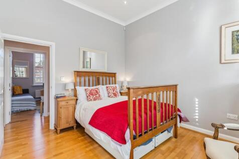 DSC03077-465c5bd8506a5536f9a8e1e26c445636 - 800px.