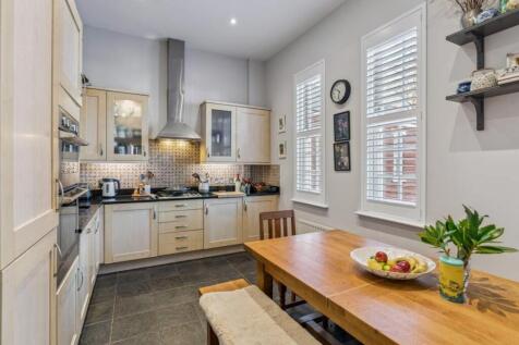 DSC03104-624727846a4ff94341eff442ba3470ac - 800px.jpg