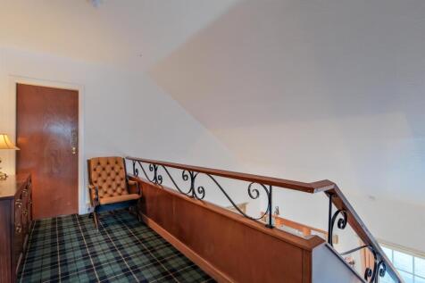029-45 Station Road Carluke, ML8 5AD.jpg
