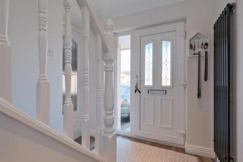 008-22 General Roy Way Carluke, ML8 4LP.jpg