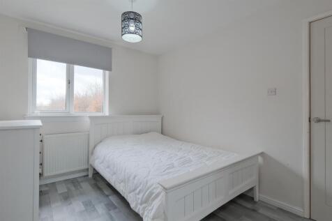 052-22 General Roy Way Carluke, ML8 4LP.jpg