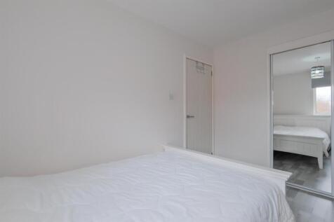 053-22 General Roy Way Carluke, ML8 4LP.jpg