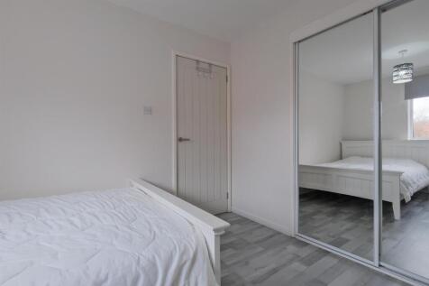 054-22 General Roy Way Carluke, ML8 4LP.jpg