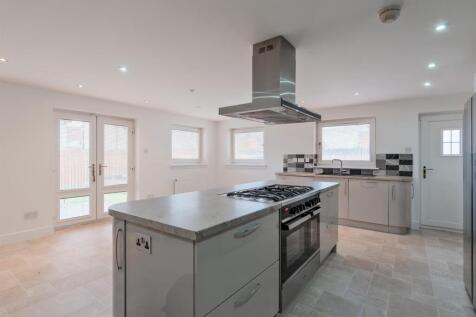 027-46 Kilncadzow Road, Carluke, ML8 4QJ.jpg