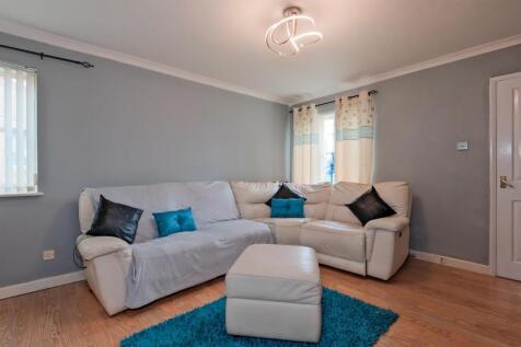 002-28 McMahon Drive, Newmains, ML2 9BS.jpg
