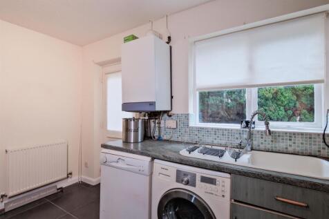007-28 McMahon Drive, Newmains, ML2 9BS.jpg