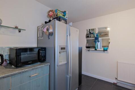 009-28 McMahon Drive, Newmains, ML2 9BS.jpg