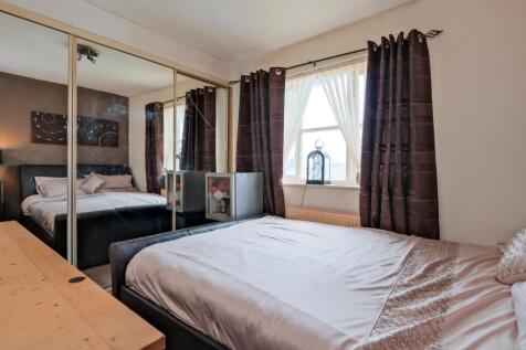 022-28 McMahon Drive, Newmains, ML2 9BS.jpg