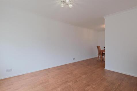 009-4 Gigha Quadrant Wishaw, ML2 0TE.jpg