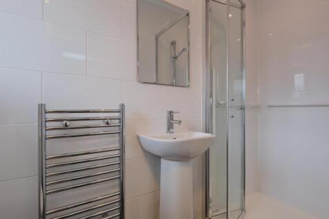 023-4 Gigha Quadrant Wishaw, ML2 0TE.jpg