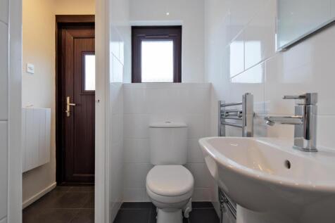 026-4 Gigha Quadrant Wishaw, ML2 0TE.jpg