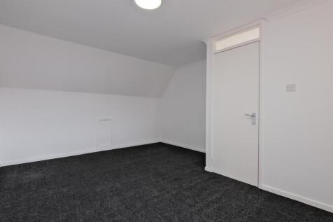 031-4 Gigha Quadrant Wishaw, ML2 0TE.jpg