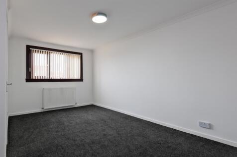 033-4 Gigha Quadrant Wishaw, ML2 0TE.jpg