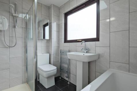 039-4 Gigha Quadrant Wishaw, ML2 0TE.jpg