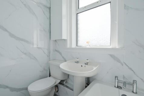 006-13 Earnock Avenue Motherwell, ML1 3EX.jpg