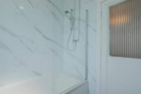 008-13 Earnock Avenue Motherwell, ML1 3EX.jpg