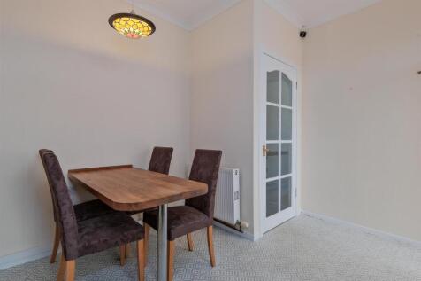 043-140 Caledonian Road Wishaw, ML2 0HT.jpg