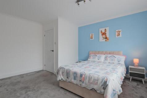 030-83 Torbothie Road Shotts, ML7 5NE.jpg