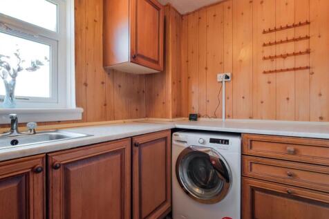 013-4 Moss Road, Wishaw, ML2 8PU.jpg