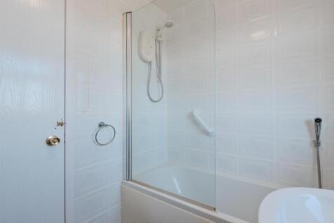 016-4 Moss Road, Wishaw, ML2 8PU.jpg