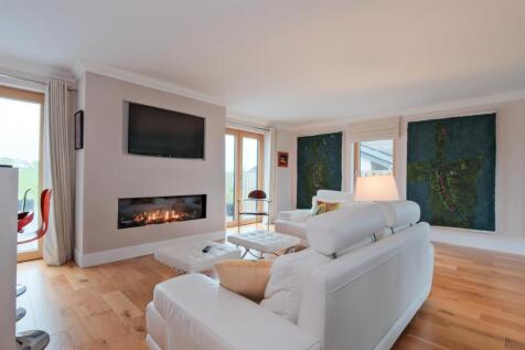 001-15 Cartland Rd, Lanark ML11 7RF.jpg
