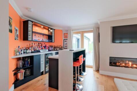 009-15 Cartland Rd, Lanark ML11 7RF.jpg