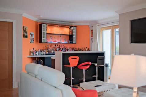 015-15 Cartland Rd, Lanark ML11 7RF.jpg