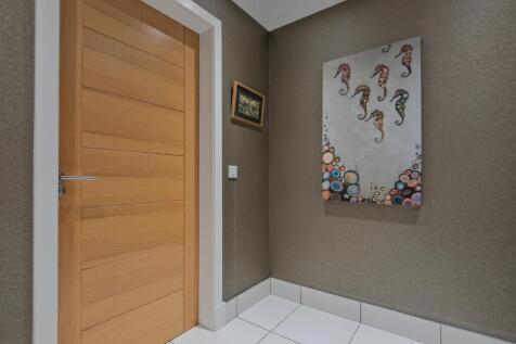 041-15 Cartland Rd, Lanark ML11 7RF.jpg