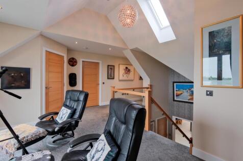 044-15 Cartland Rd, Lanark ML11 7RF.jpg
