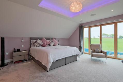 048-15 Cartland Rd, Lanark ML11 7RF.jpg
