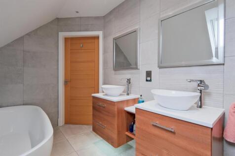 056-15 Cartland Rd, Lanark ML11 7RF.jpg