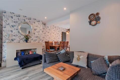 008-34 St Nicholas Road Lanark ML11 7AX.jpg