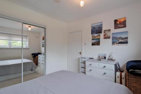025-34 St Nicholas Road Lanark ML11 7AX.jpg
