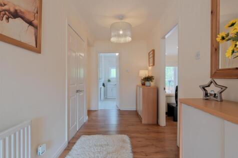 013-66 Morningside Road Newmains ML2 9QN.jpg