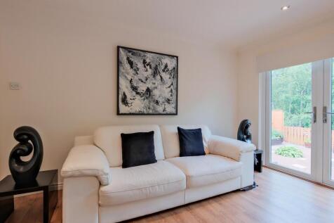 025-66 Morningside Road Newmains ML2 9QN.jpg