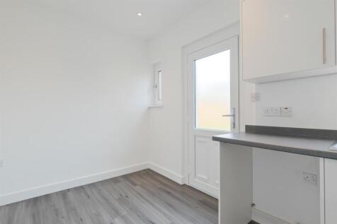 010-68 Butterburn Park, Hamilton ML36 SJ.jpg