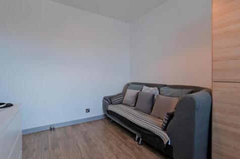 027-43 Meadowburn Road, Wishaw, ML2 8LB.jpg